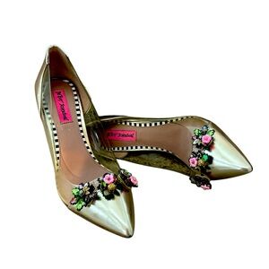 VTG Betsy Johnson Jane 051S stilleto heels gold clear floral embellished 8.5